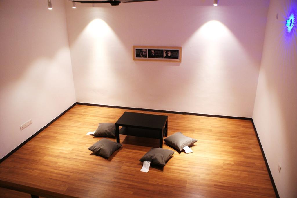 แชมร็อค ซีวิว 11 บีช วิลลา Villa บาตูเฟอริงกี ภายนอก รูปภาพ